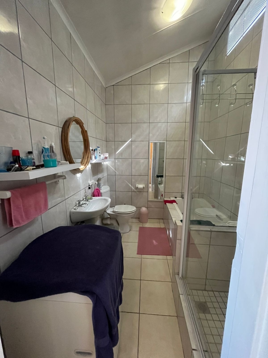 2 Bedroom Property for Sale in Kleinmond Western Cape